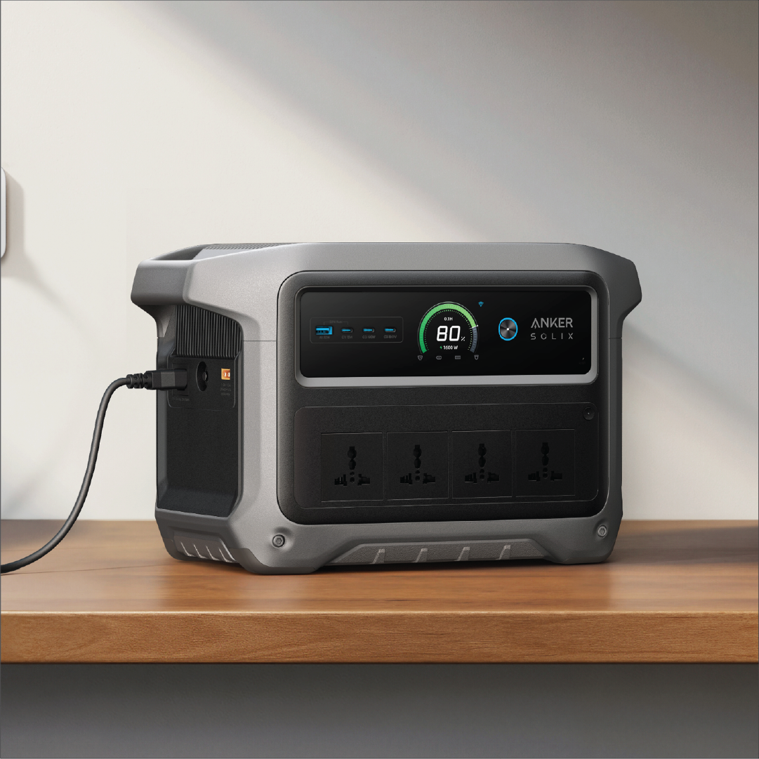 Anker SOLIX C1000 Gen 2 Portable Power Station Lifestyle B